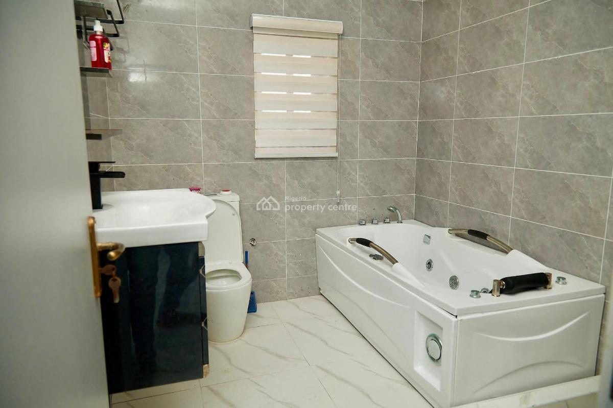 M & T Newly Furnished Luxurious 4 Bedroom Apartment, Ocean Bay Estate, Lekki Phase 1, Lekki, Lagos, Flat / Apartment Short Let