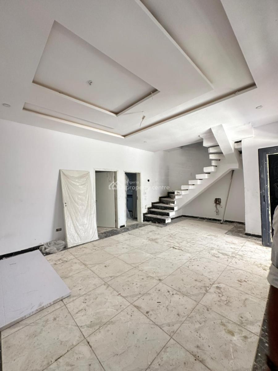 Spacious Luxury 4 Bedroom Terraced Duplex with Bq, Vgc, Lekki, Lagos, Terraced Duplex for Sale