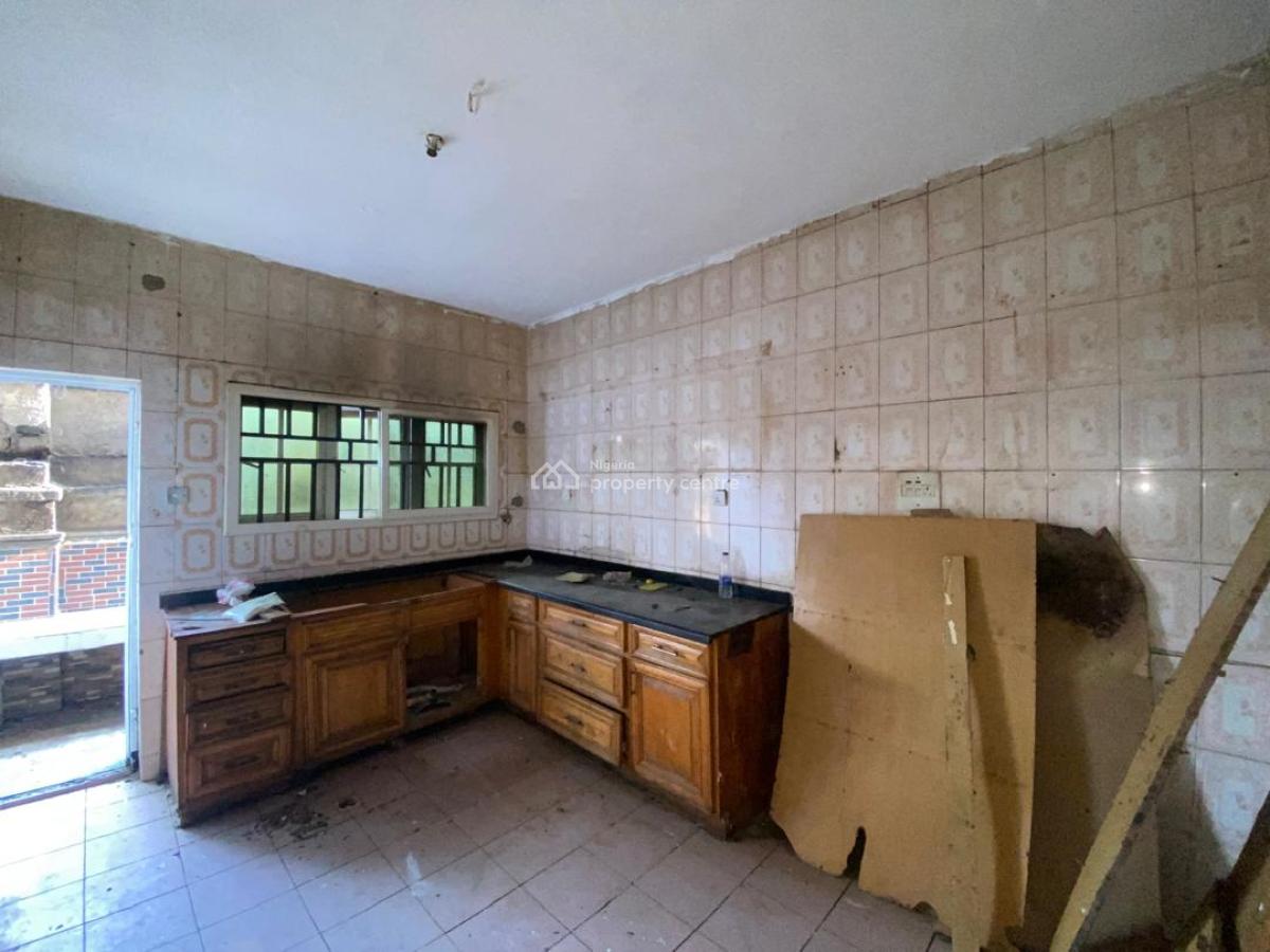 Renovated 4 Bedroom Semi-detached Duplex with 2 Rooms Bq, Jabi, Abuja, Semi-detached Duplex for Rent