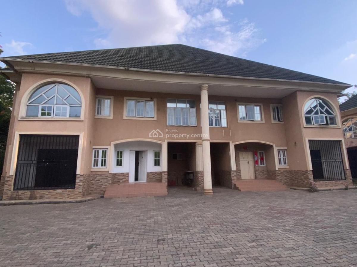 Renovated 4 Bedroom Semi-detached Duplex with 2 Rooms Bq, Jabi, Abuja, Semi-detached Duplex for Rent