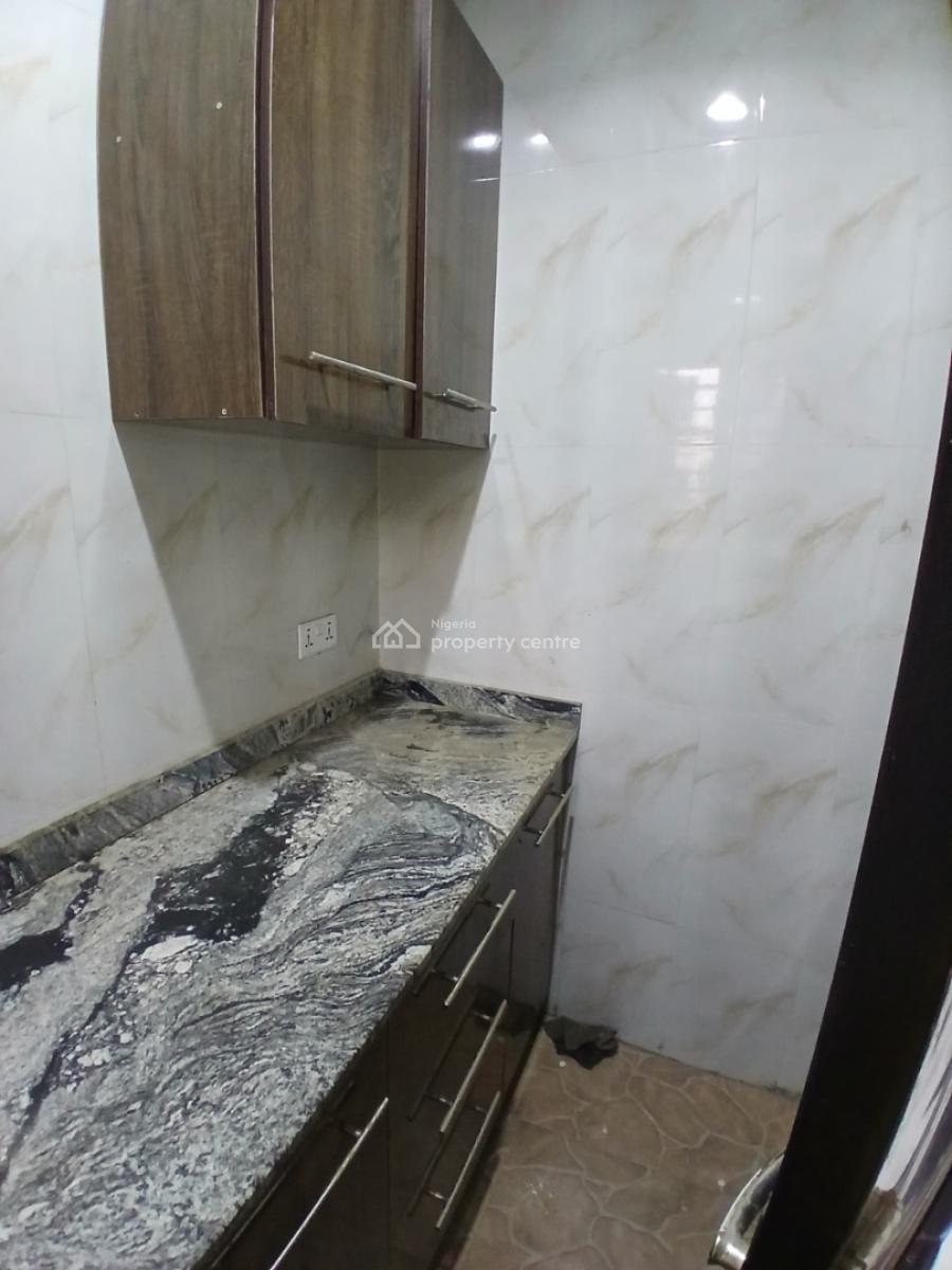 Luxury One Bedroom Flat in an Estate, Galadimawa, Abuja, Flat / Apartment for Rent