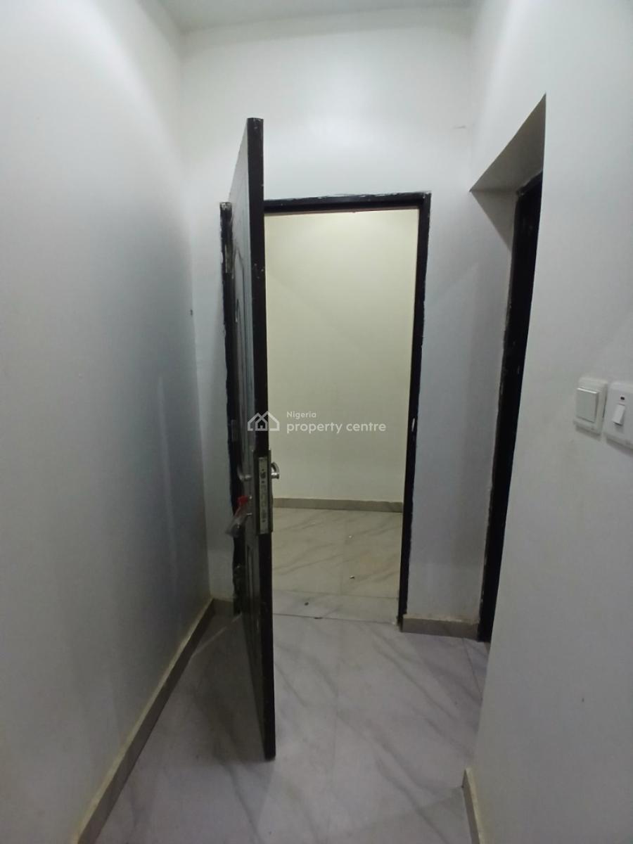 Luxury One Bedroom Flat in an Estate, Galadimawa, Abuja, Flat / Apartment for Rent