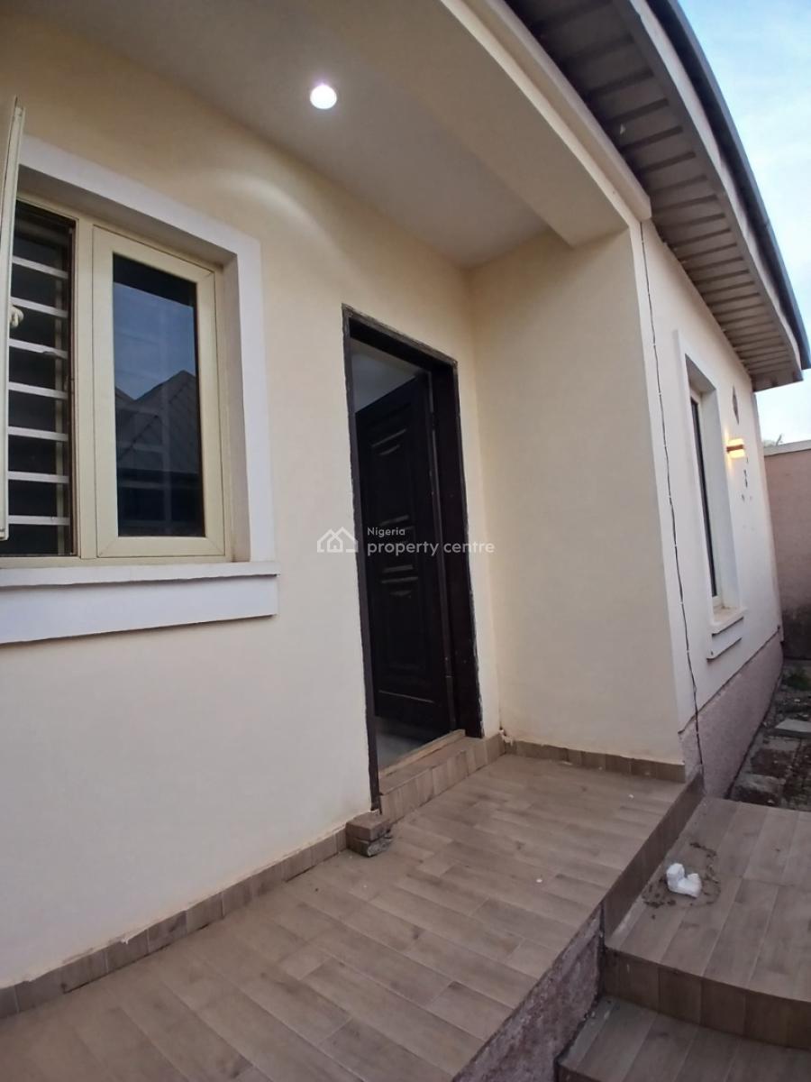 Luxury One Bedroom Flat in an Estate, Galadimawa, Abuja, Flat / Apartment for Rent
