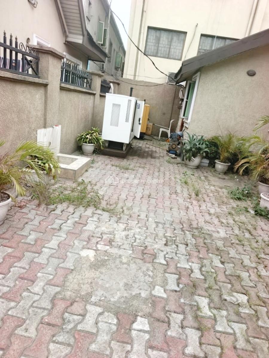 Well Maintain Furnished 4 Bedroom Bungalow in Estate, Ogba, Ikeja, Lagos, Detached Bungalow for Rent