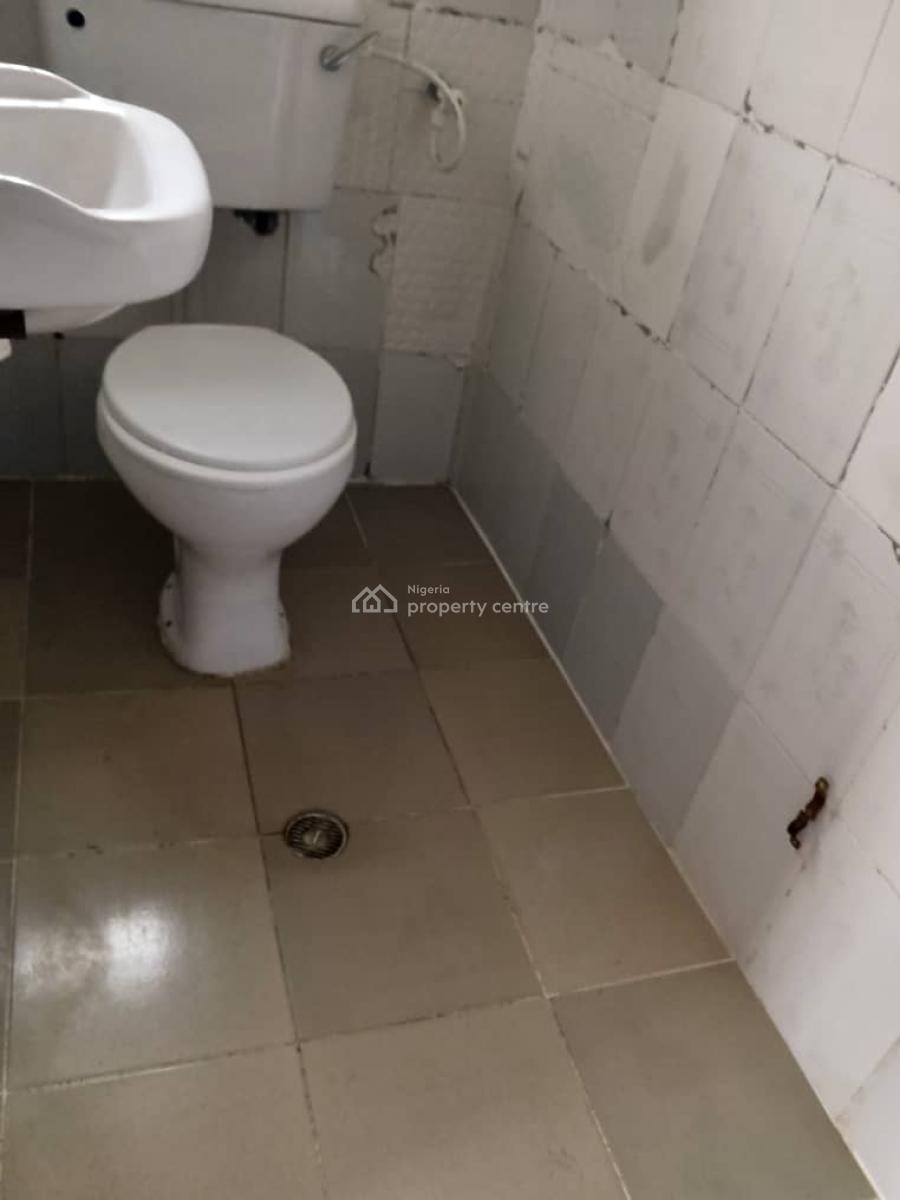 Luxury 3bed Flat in a Mini Estate, Olowora, Omole Phase 2, Ikeja, Lagos, Flat / Apartment for Rent