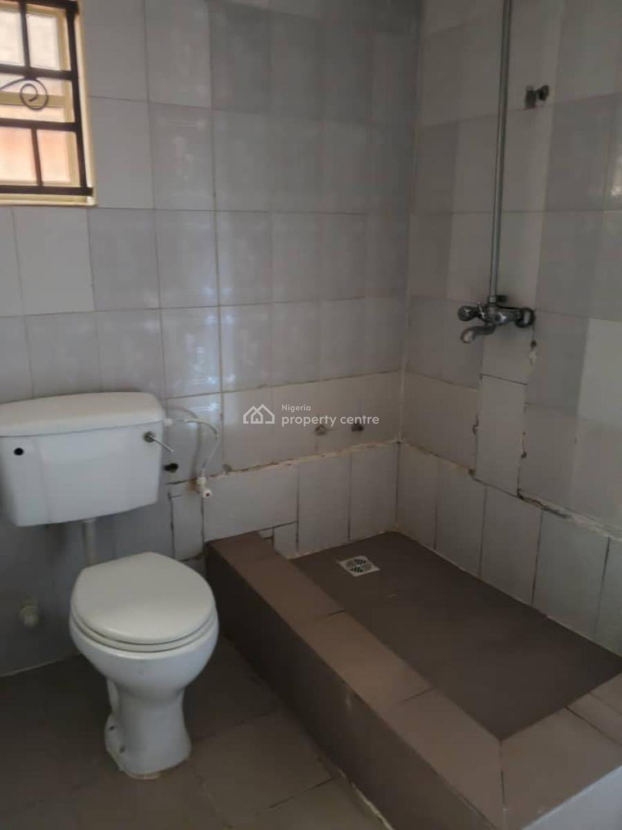 Luxury 3bed Flat in a Mini Estate, Olowora, Omole Phase 2, Ikeja, Lagos, Flat / Apartment for Rent