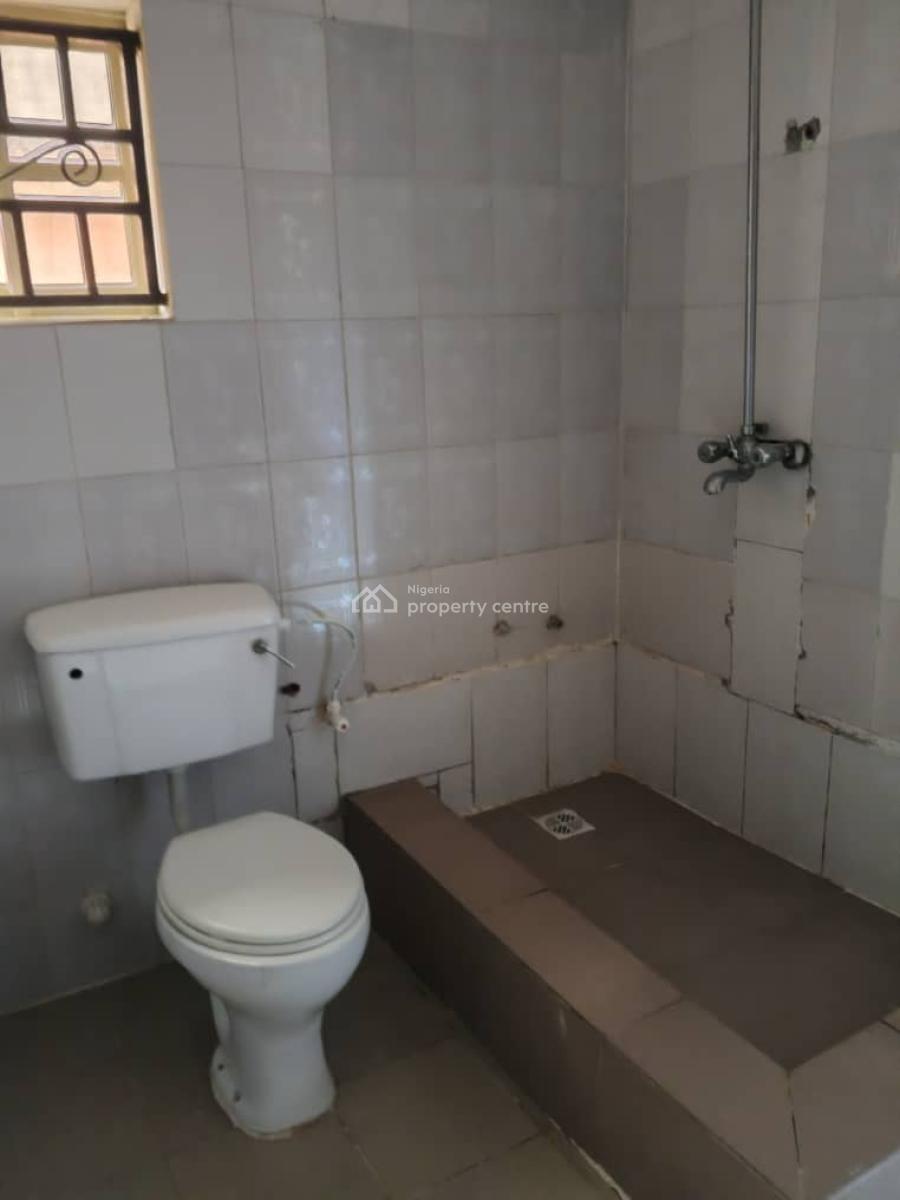 Luxury 3bed Flat in a Mini Estate, Olowora, Omole Phase 2, Ikeja, Lagos, Flat / Apartment for Rent