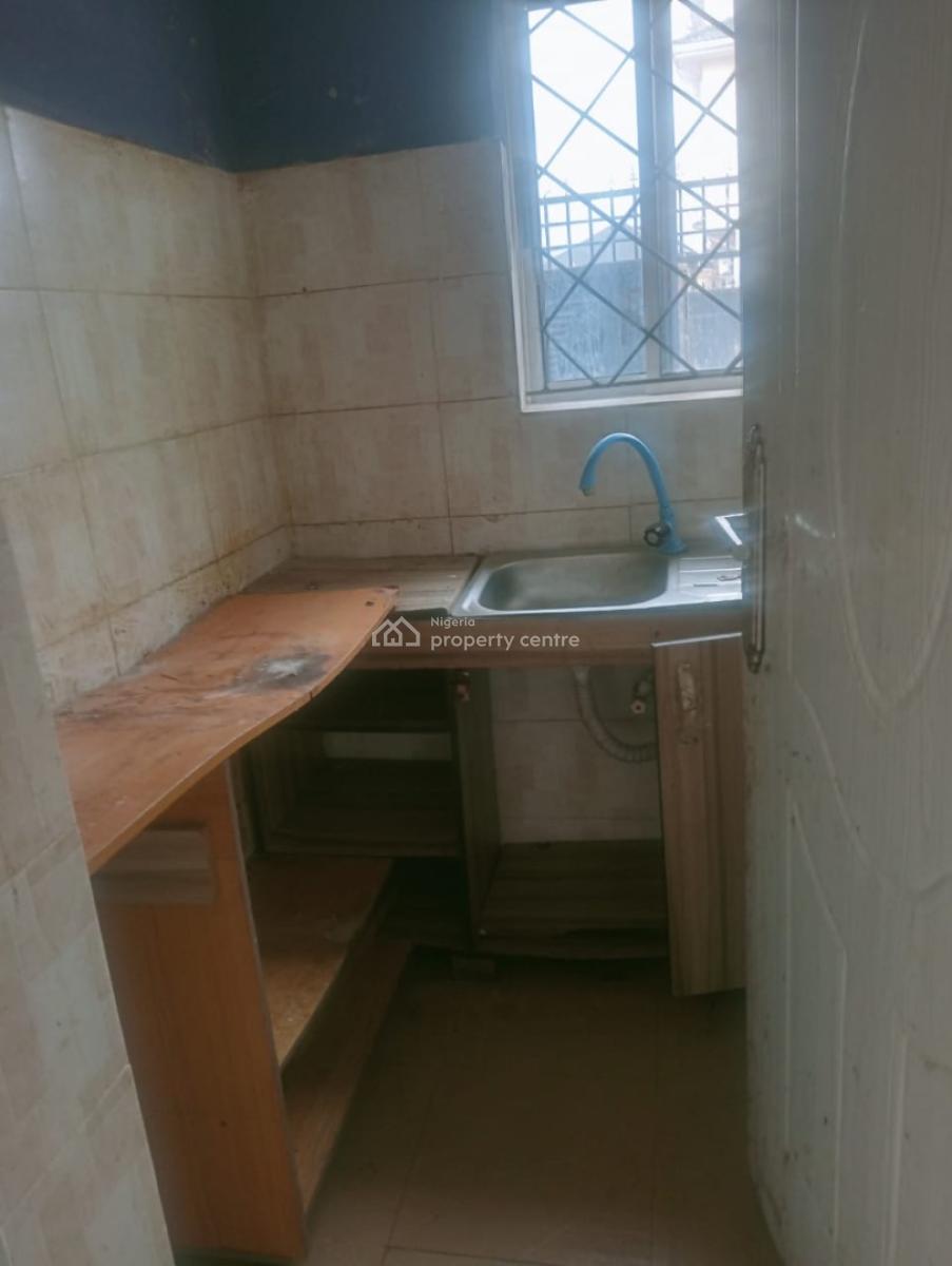 Well Maintained Mini Flat, Olowora, Omole Phase 2, Ikeja, Lagos, Mini Flat (room and Parlour) for Rent