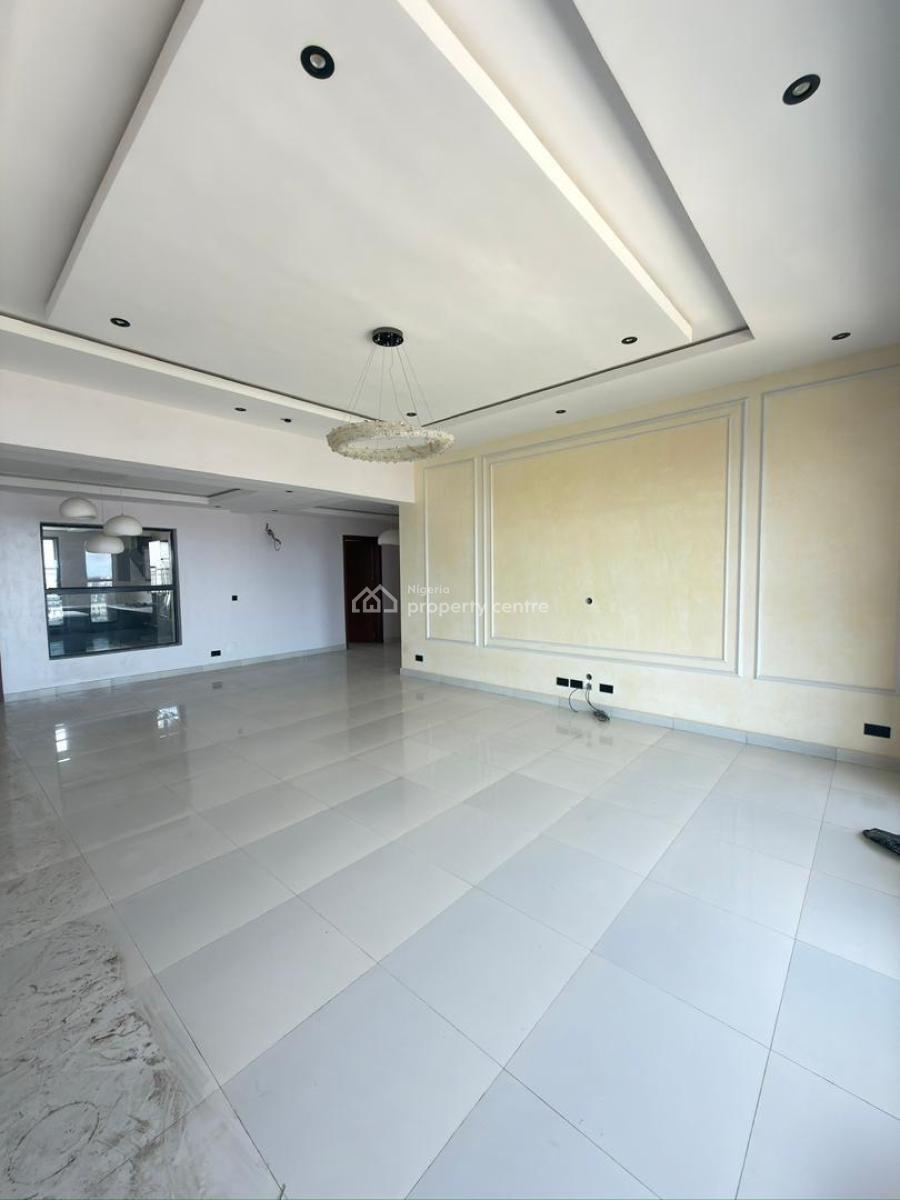 Enjoy Theurapeutic Views in This 3 Bedroom Penthouse, Lekki Phase 1, Lekki, Lagos, Flat / Apartment for Sale