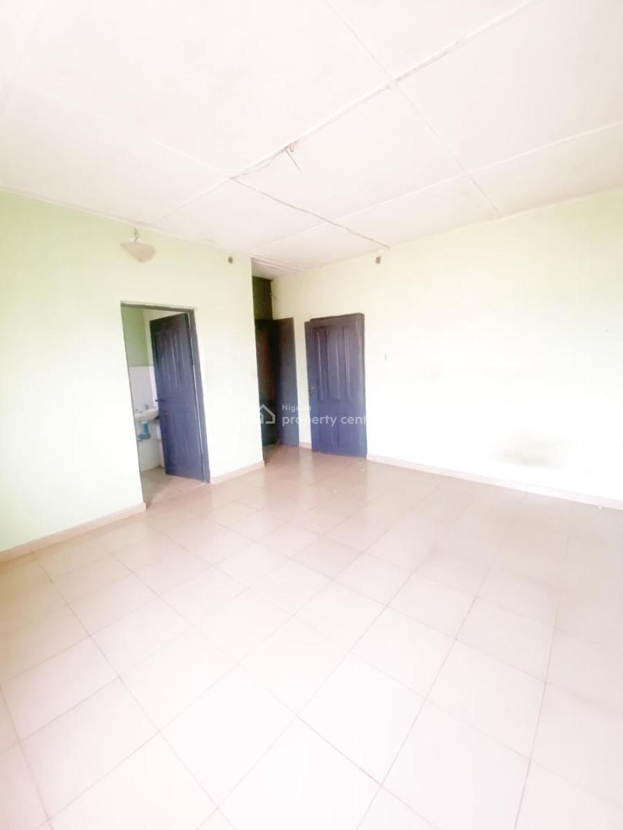 Well Maintained 4 Bedroom Apartment, Morgan, Ojodu Berger, Ojodu, Lagos, Flat / Apartment for Rent