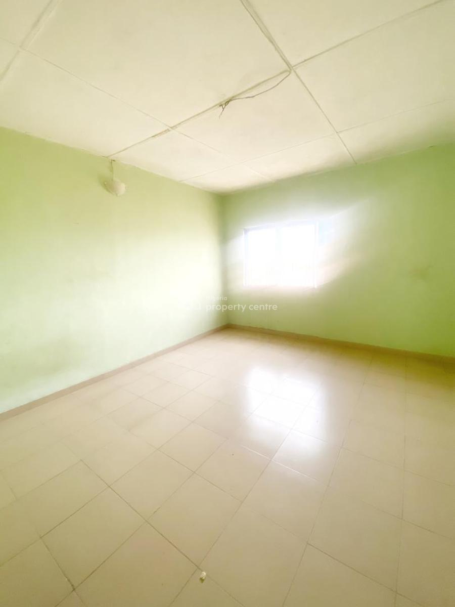 Well Maintained 4 Bedroom Apartment, Morgan, Ojodu Berger, Ojodu, Lagos, Flat / Apartment for Rent