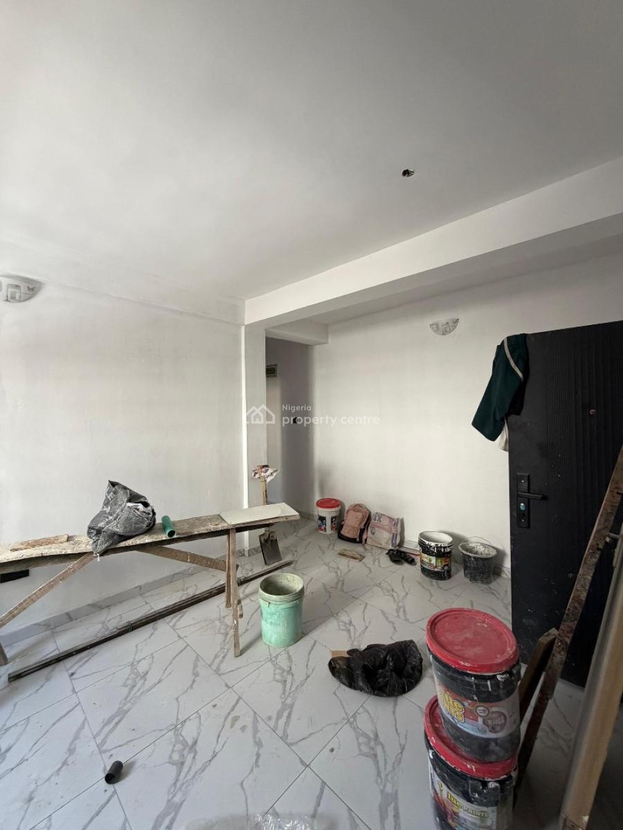 Very Neat 2 Bedroom Apartment with En-suite Bedrooms, Chevron Toll Gate, Orchid Road, Lekki, Lagos, Flat / Apartment for Rent