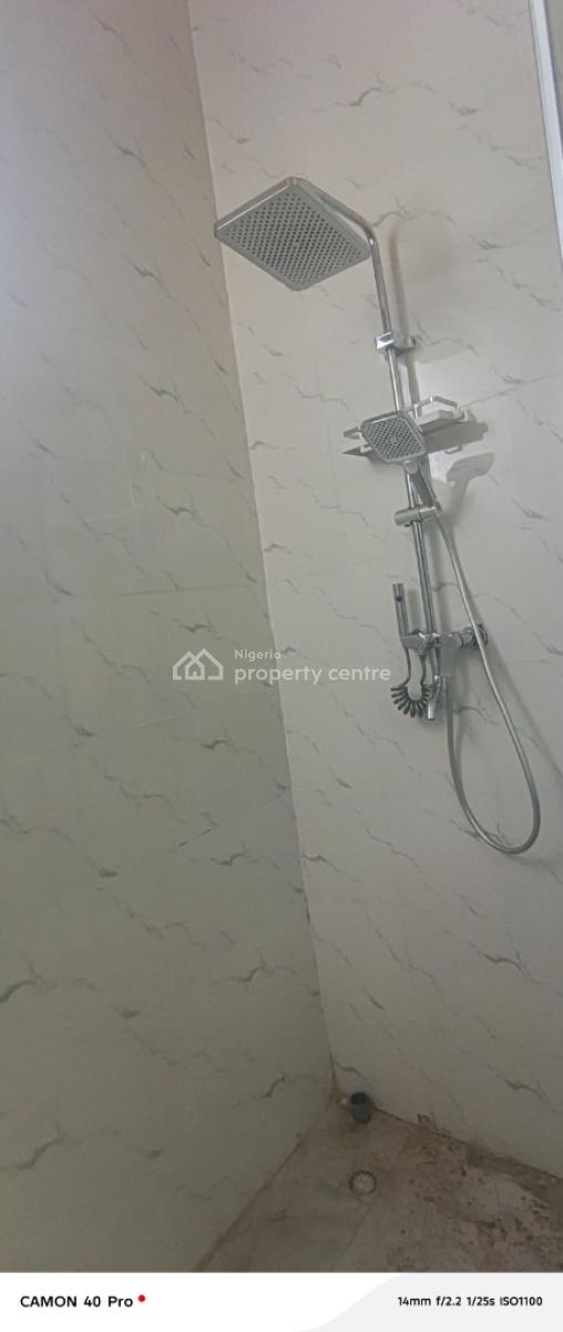 Tear Rubber Brand New Two Bedroom Flat, Ikate Axis, Lekki Phase 1, Lekki, Lagos, Flat / Apartment for Rent