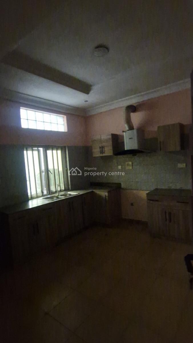 Neatly Used 4 Bedroom Terrace with a Room Bq, House on The Rock Road, Ikate Elegushi Road, Lekki, Lagos, Flat / Apartment for Rent
