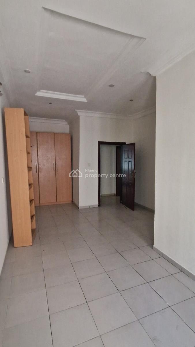 Neatly Used 4 Bedroom Terrace with a Room Bq, House on The Rock Road, Ikate Elegushi Road, Lekki, Lagos, Flat / Apartment for Rent