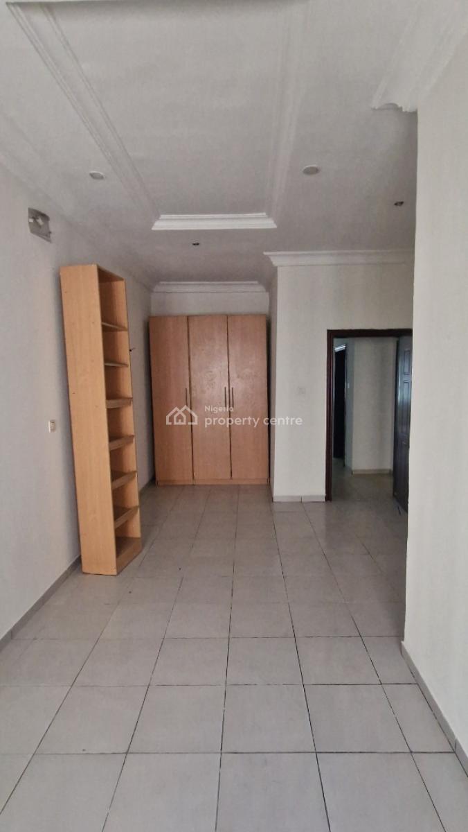 Neatly Used 4 Bedroom Terrace with a Room Bq, House on The Rock Road, Ikate Elegushi Road, Lekki, Lagos, Flat / Apartment for Rent