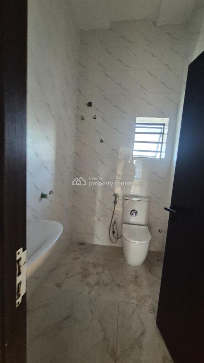Direct Newly Built 3 Bedrooms Office Space, Anthony Village, Anthony, Maryland, Lagos, Office Space for Rent