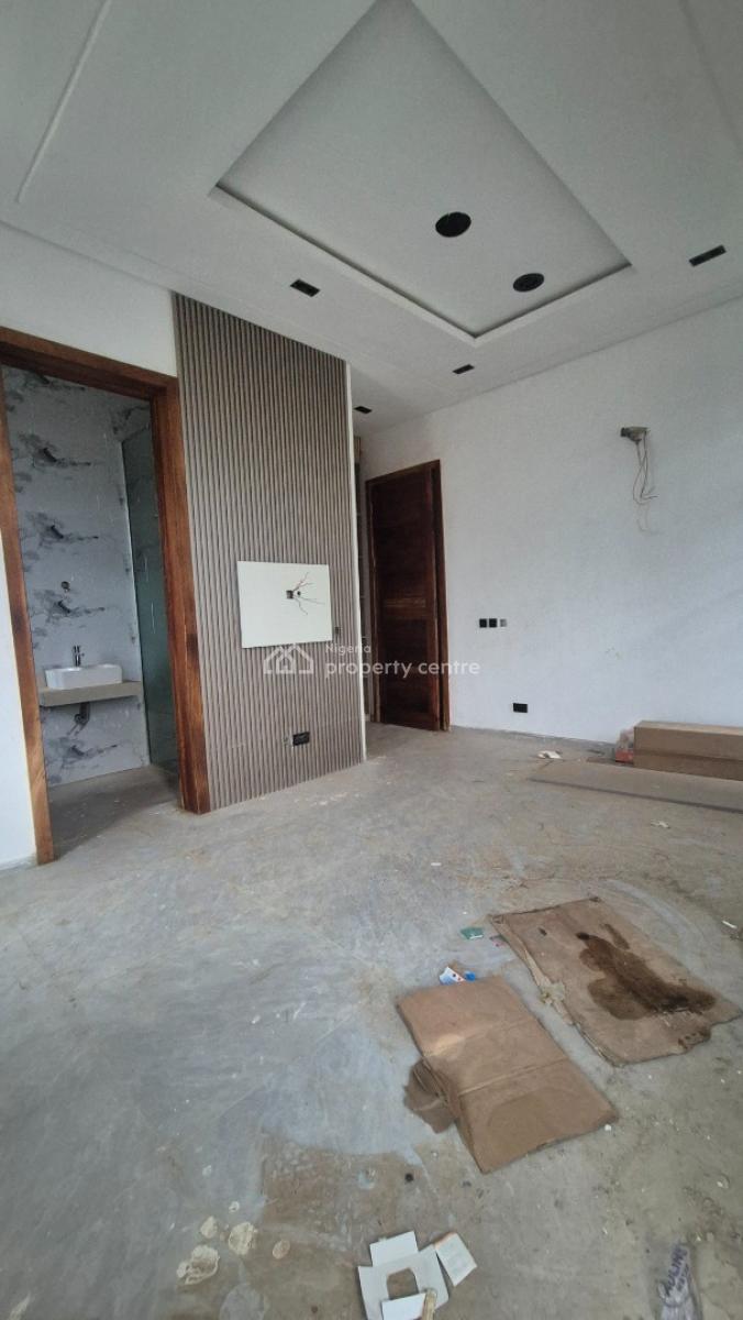 Direct Luxurious, Elegance & Contemporary Finished 3&4 Bedrm Apartment, Shonibare Estate Maryland, Maryland, Lagos, Flat / Apartment for Sale