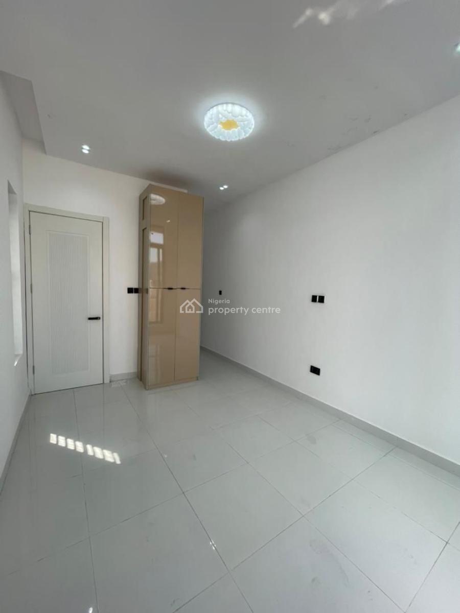Two Bedroom Apartments, Ologolo, Lekki, Lagos, Flat / Apartment for Sale