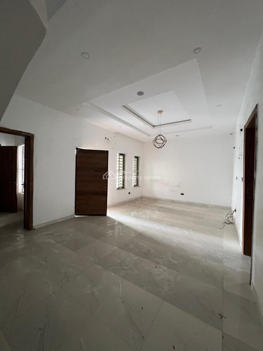 Four Bedroom Terraced Duplex, Ologolo, Lekki, Lagos, Flat / Apartment for Sale