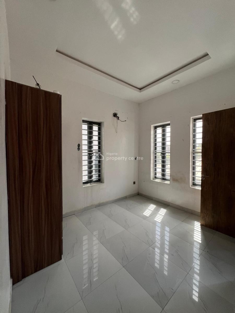Four Bedroom Terraced Duplex, Ologolo, Lekki, Lagos, Flat / Apartment for Sale