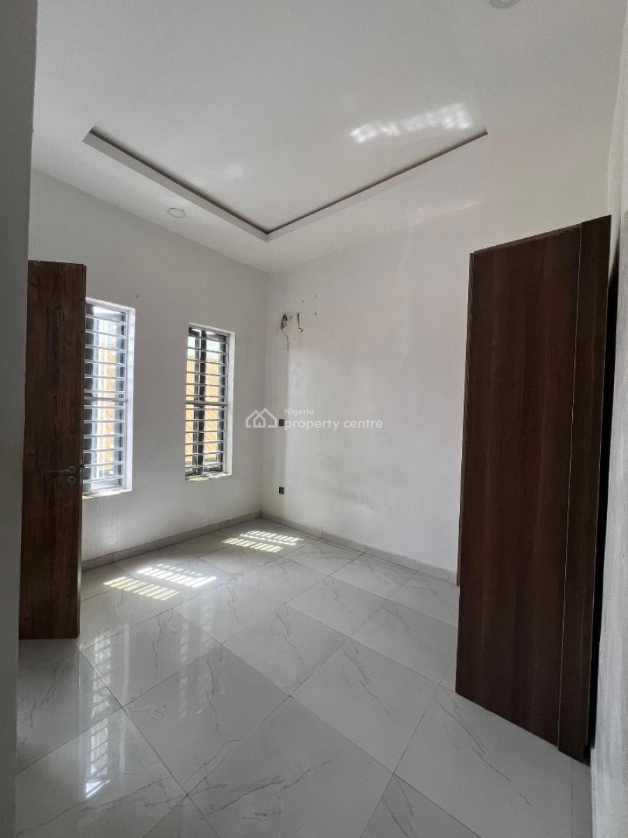Four Bedroom Terraced Duplex, Ologolo, Lekki, Lagos, Flat / Apartment for Sale