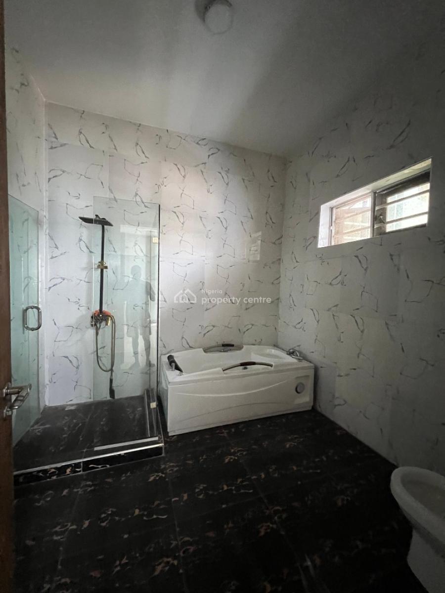 Four Bedroom Terraced Duplex, Ologolo, Lekki, Lagos, Flat / Apartment for Sale