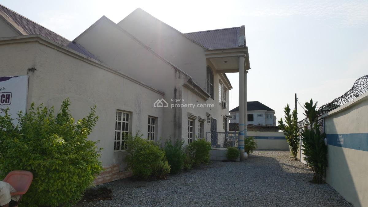Well Positioned Fenced and Gated Demolishable Property  in a Strategic, Badore Road, Badore, Ajah, Lagos, Mixed-use Land for Sale