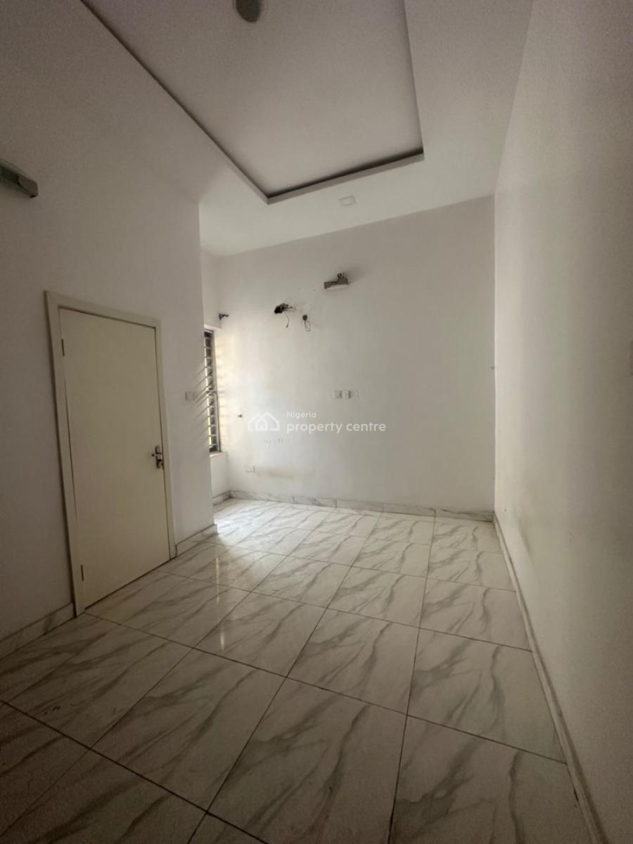 Standard Single Rooom in a Duplex Shared Apt, Ikota Lekki Lagos, Ikota, Lekki, Lagos, Self Contain (single Rooms) for Rent
