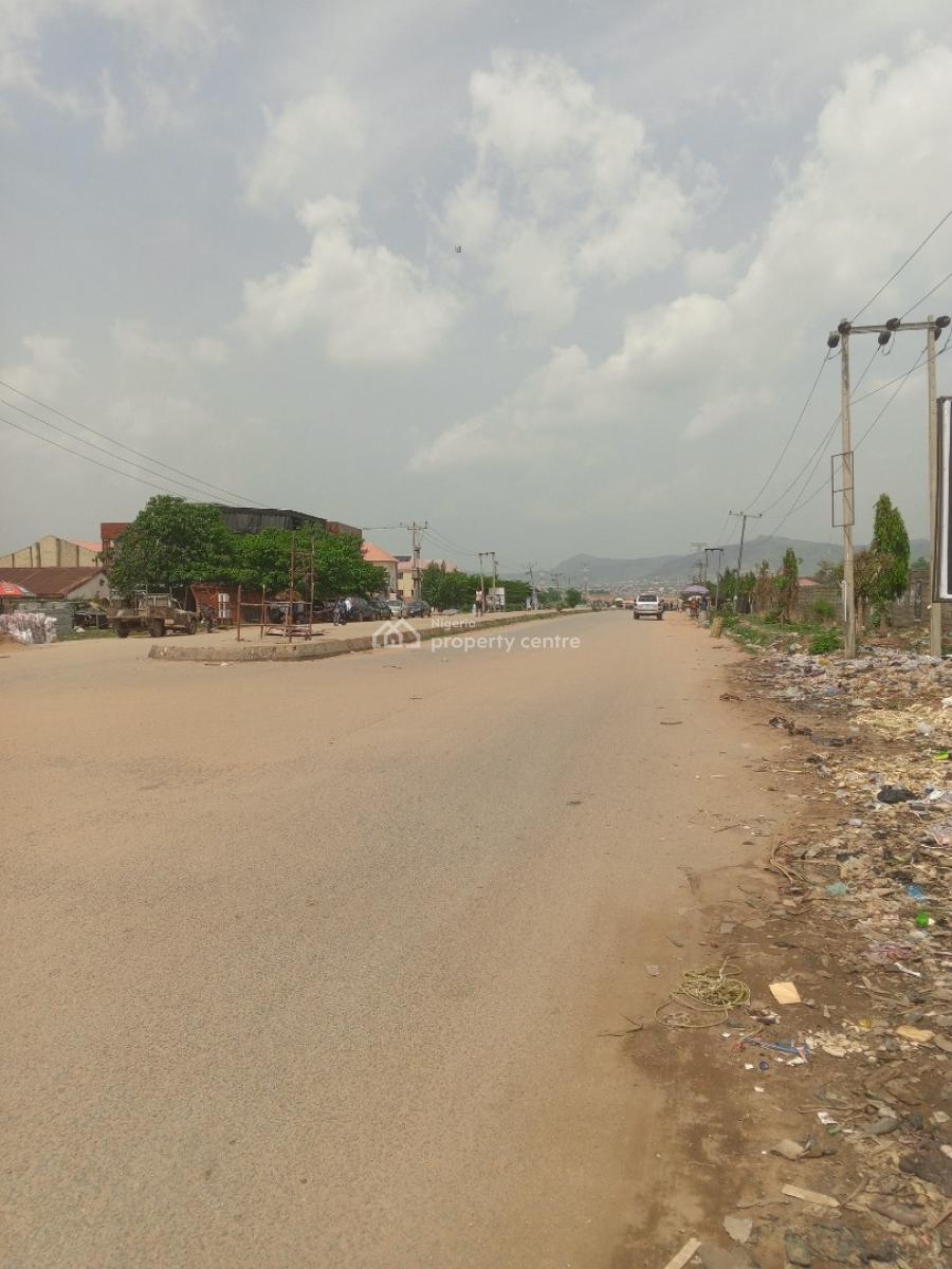 Commercial Plot 1,700sqm, Chikakwere Junction, Kubwa, Abuja, Commercial Land for Sale