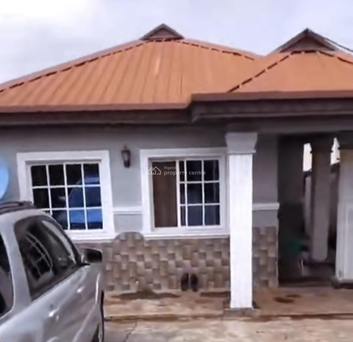 4 Bedroom Bungalow & 1 Bedroom Flat, Obawole, Ogba, Ikeja, Lagos, Detached Duplex for Sale