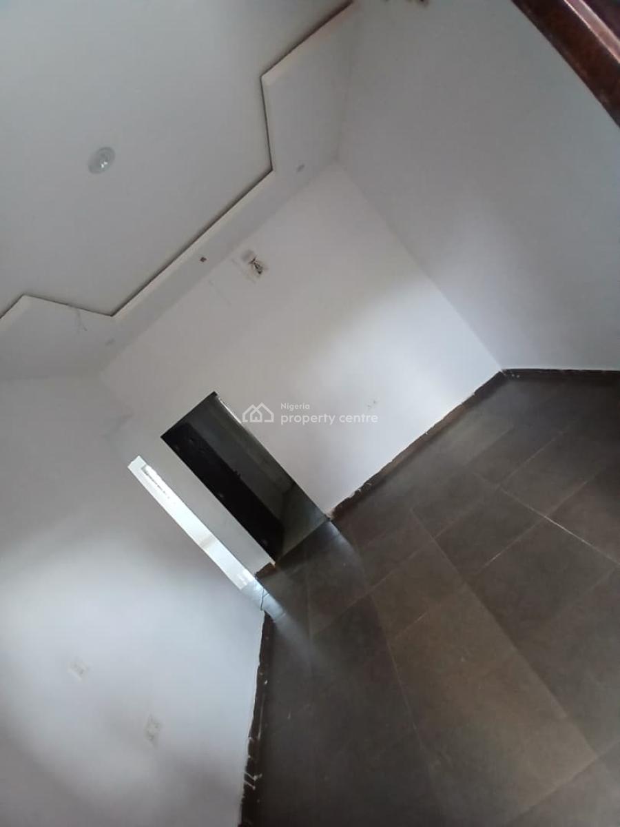 a Standard 2bedroom Flat, Treasure Estate Before Novare Shoprite Ajah, Lekki Phase 2, Lekki, Lagos, Flat / Apartment for Rent