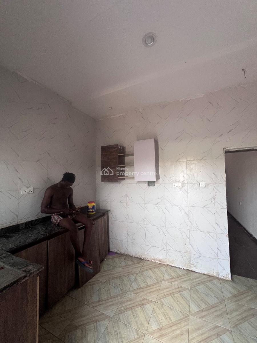 a Standard 2bedroom Flat, Treasure Estate Before Novare Shoprite Ajah, Lekki Phase 2, Lekki, Lagos, Flat / Apartment for Rent