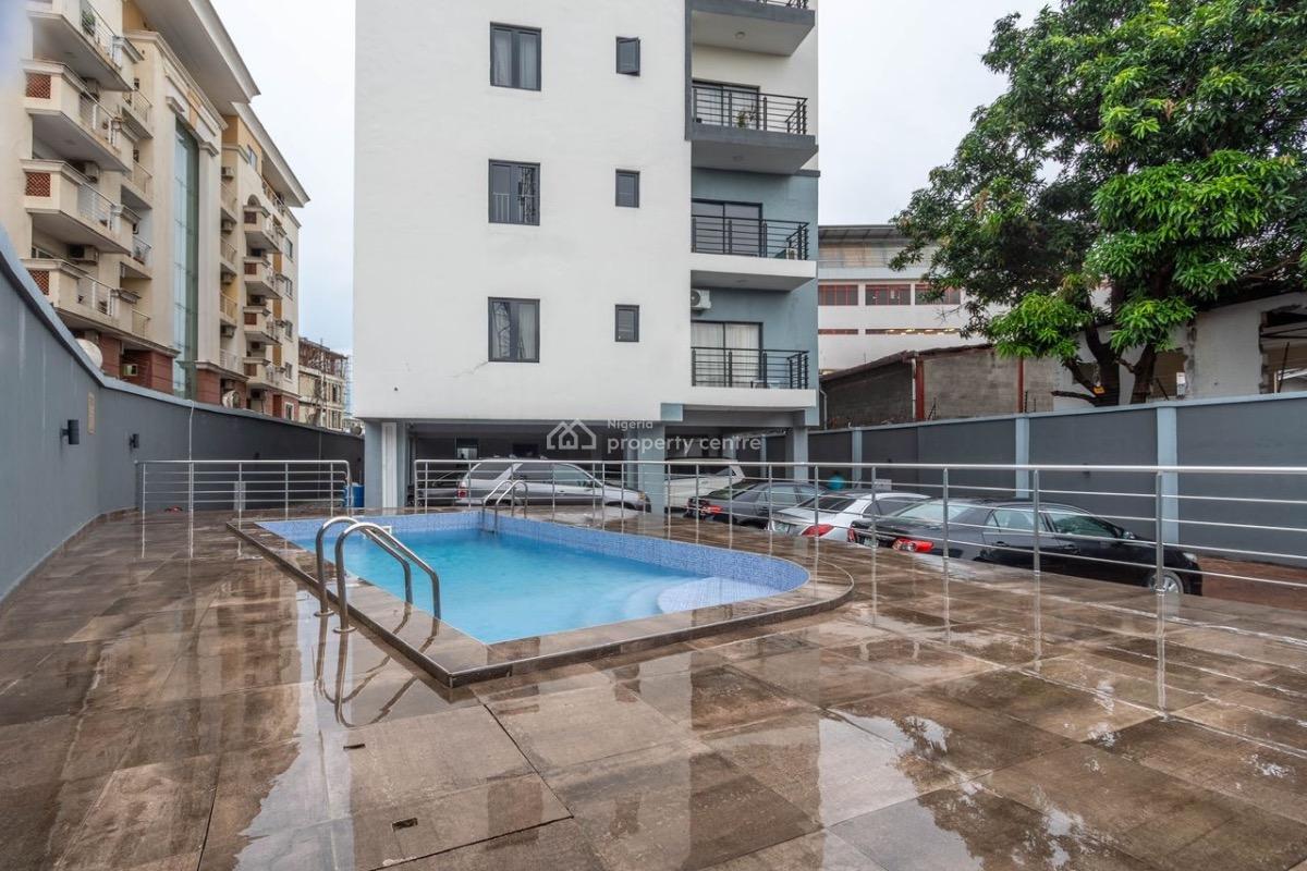 Luxurious 3 Bedroom with Bq and Swimming Poo, Victoria Island (vi), Lagos, Flat / Apartment for Rent
