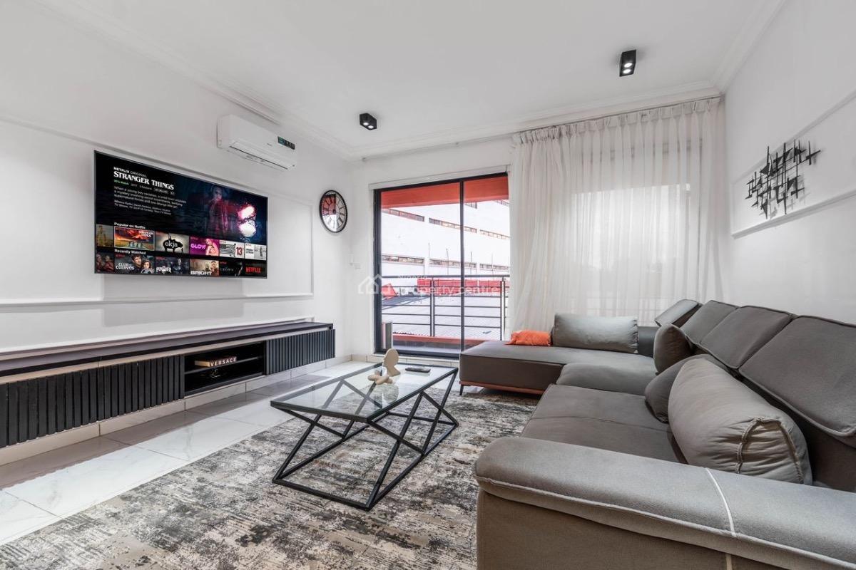 Luxurious 3 Bedroom with Bq and Swimming Poo, Victoria Island (vi), Lagos, Flat / Apartment for Rent