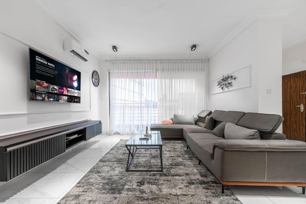 Luxurious 3 Bedroom with Bq and Swimming Poo, Victoria Island (vi), Lagos, Flat / Apartment for Rent