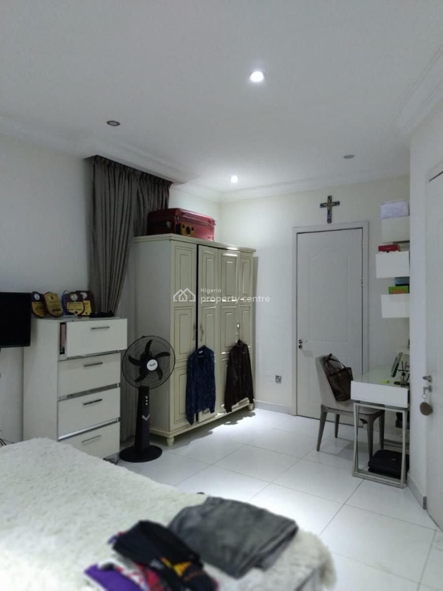 a Well Maintained 4 Bedrooms Fully Detached Townhouse, Shoreline Drive, Off  Mojisola Olikoyi, Ikoyi, Lagos, Detached Duplex for Sale