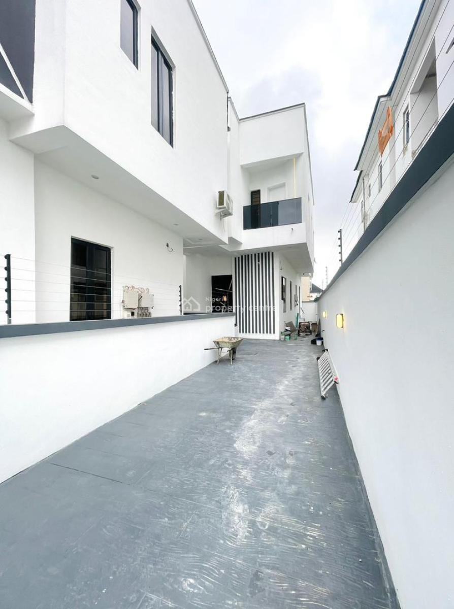 Exequistely 4 Bedroom Duplex, Ajah, Ajah, Lagos, Semi-detached Duplex for Sale