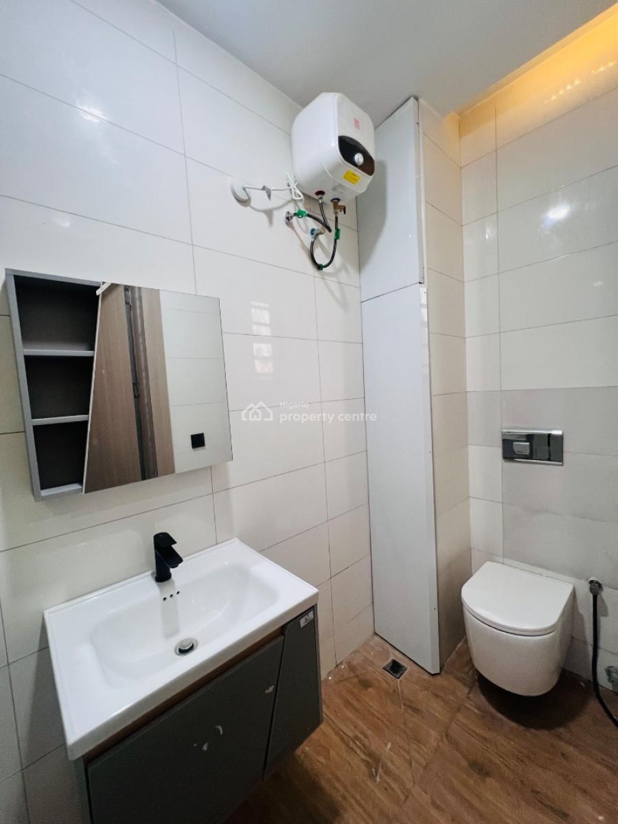 Luxury 2 Bedroom Apartment with Excellent Facilities, Lekki Phase 1, Lekki, Lagos, Flat / Apartment for Sale