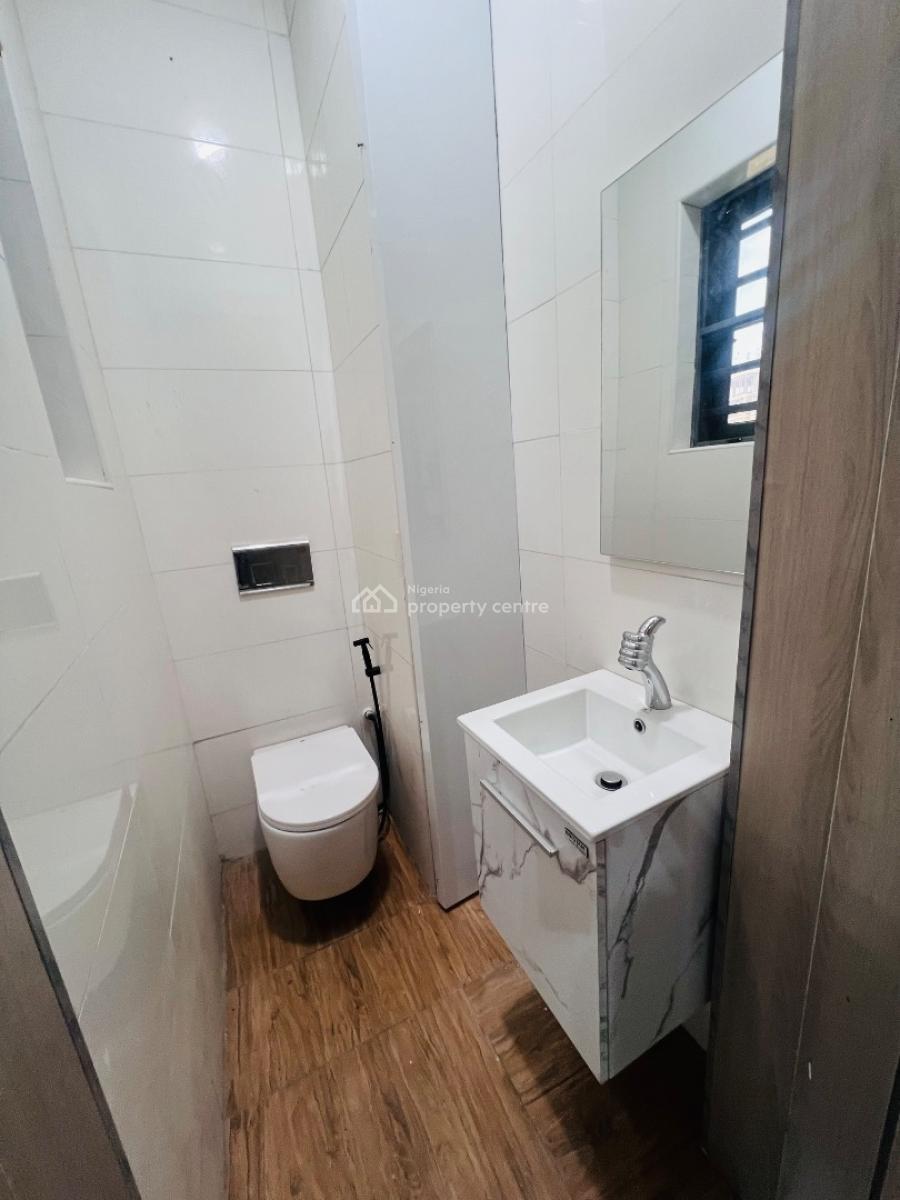 Luxury 2 Bedroom Apartment with Excellent Facilities, Lekki Phase 1, Lekki, Lagos, Flat / Apartment for Sale