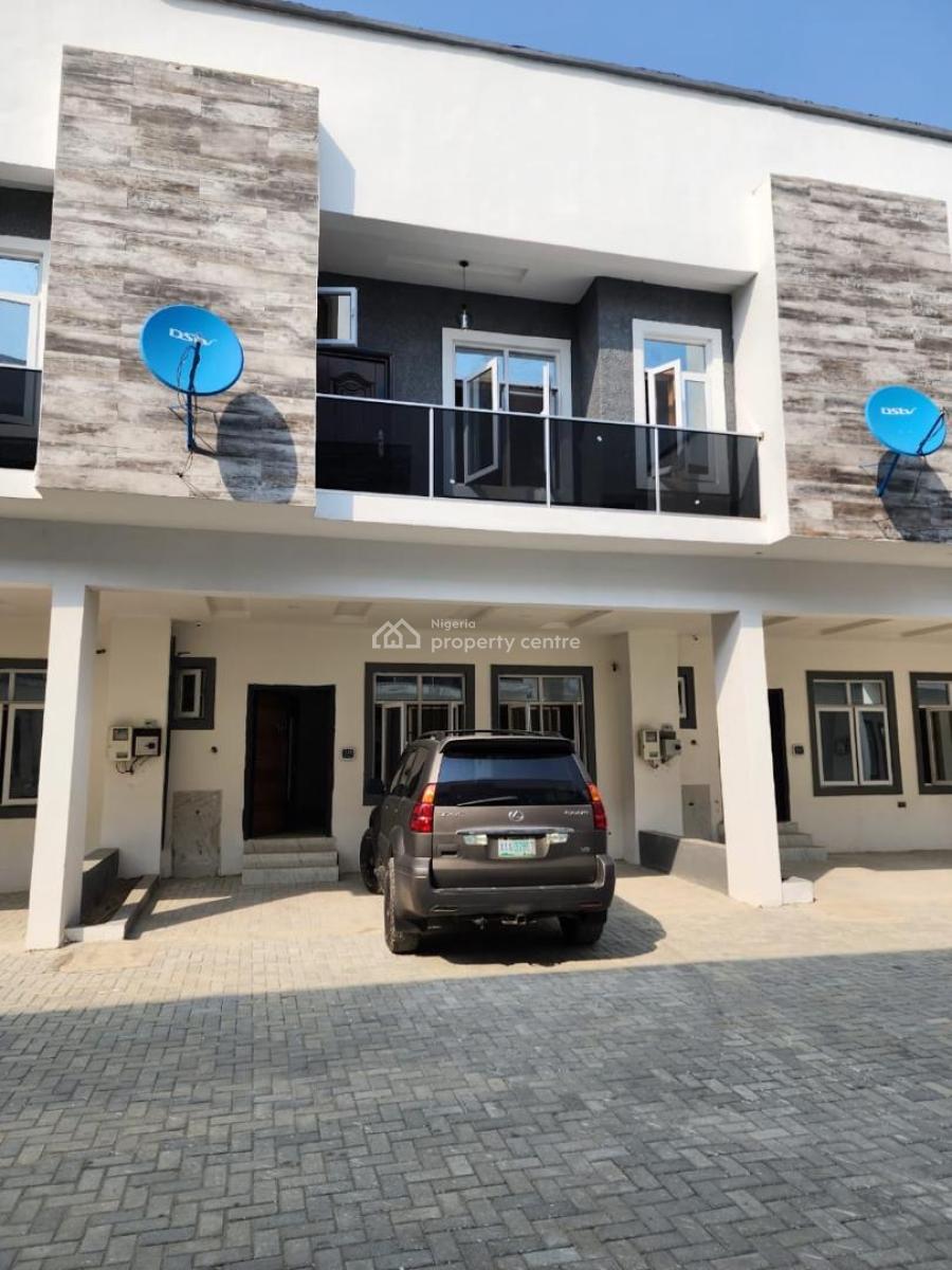 Spacious 4 Bedroom Semi Furnished Duplex, Orchid Road, Lekki, Lagos, Terraced Duplex for Rent