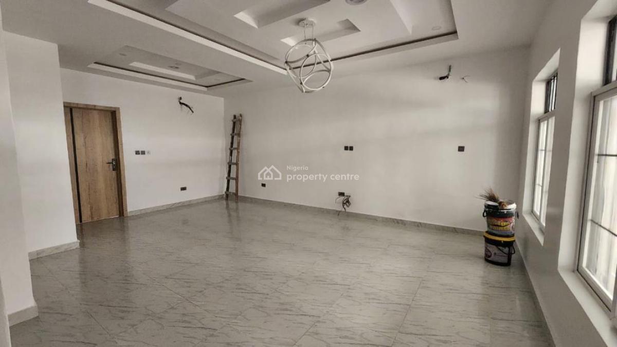 Spacious 4 Bedroom Semi Furnished Duplex, Orchid Road, Lekki, Lagos, Terraced Duplex for Rent