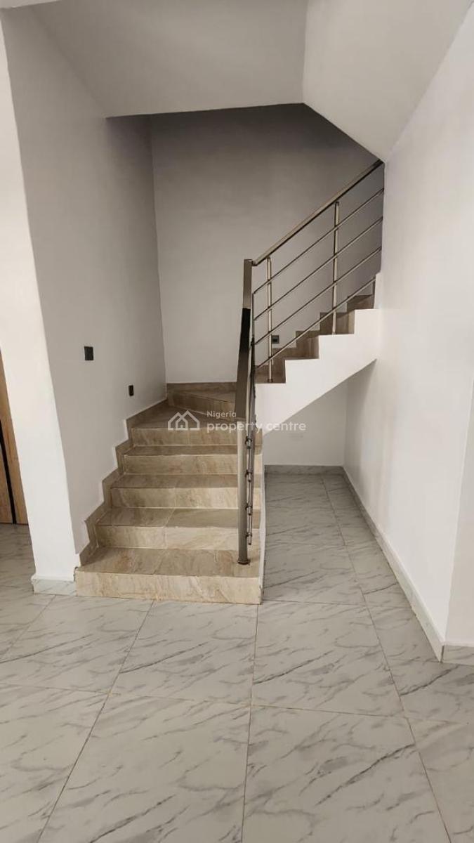 Spacious 4 Bedroom Semi Furnished Duplex, Orchid Road, Lekki, Lagos, Terraced Duplex for Rent