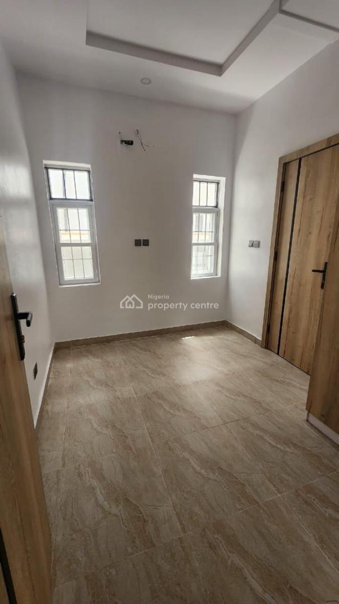 Spacious 4 Bedroom Semi Furnished Duplex, Orchid Road, Lekki, Lagos, Terraced Duplex for Rent