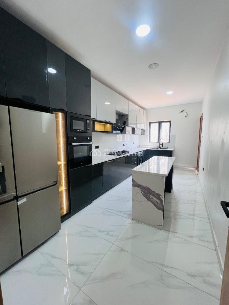 Luxury 2 Bed Room Apartment with Bq, Lekki Phase 1, Lekki, Lagos, Flat / Apartment for Sale