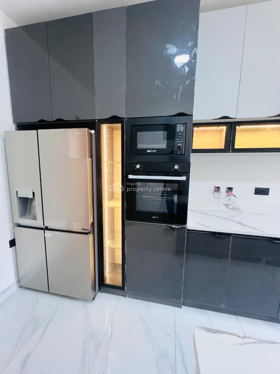Luxury 2 Bed Room Apartment with Bq, Lekki Phase 1, Lekki, Lagos, Flat / Apartment for Sale