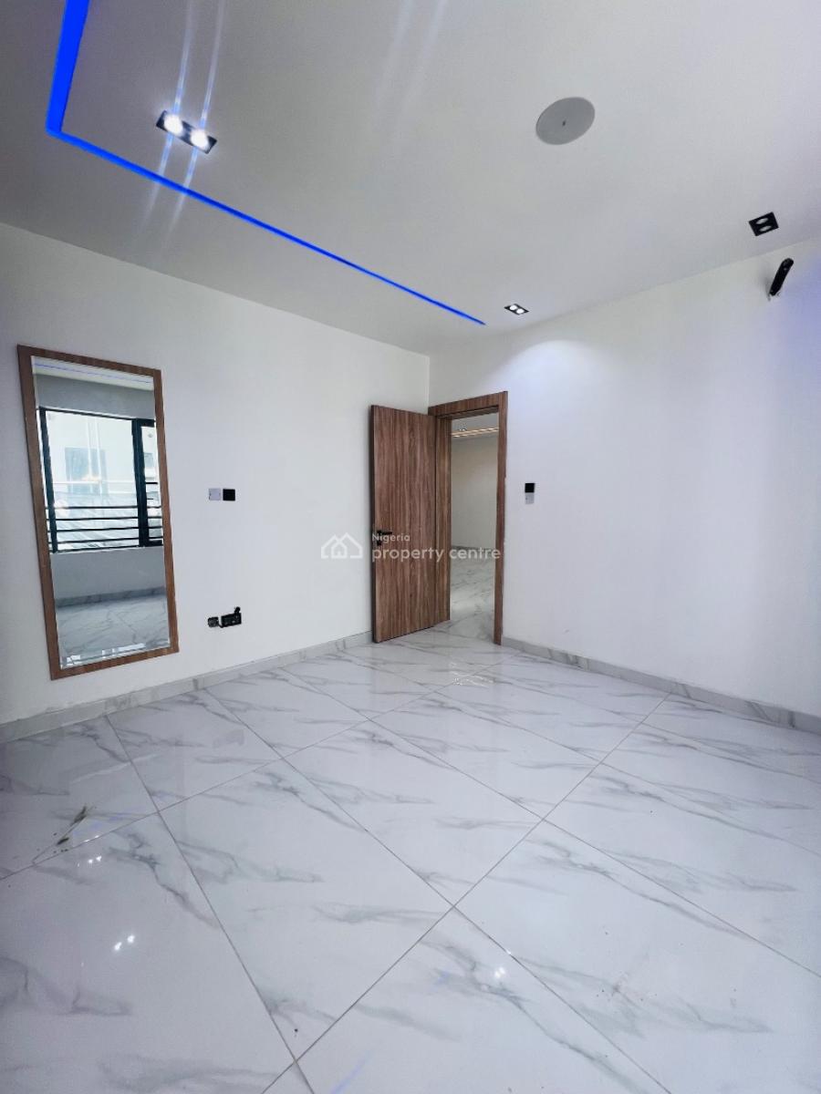 Luxury 2 Bed Room Apartment with Bq, Lekki Phase 1, Lekki, Lagos, Flat / Apartment for Sale