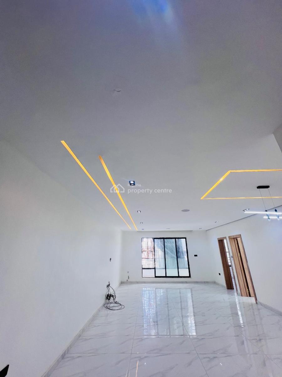 Luxury 2 Bed Room Apartment with Bq, Lekki Phase 1, Lekki, Lagos, Flat / Apartment for Sale
