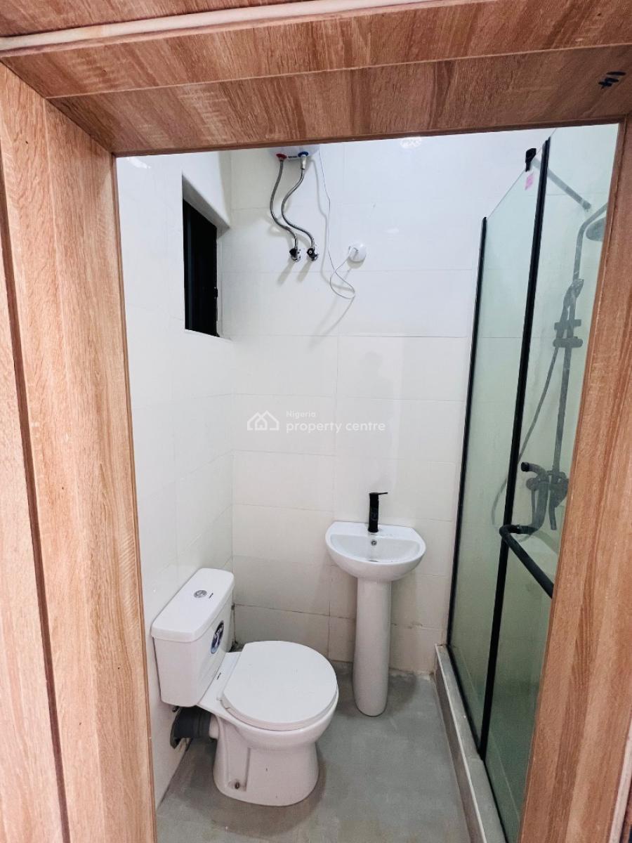 Luxury 2 Bed Room Apartment with Bq, Lekki Phase 1, Lekki, Lagos, Flat / Apartment for Sale