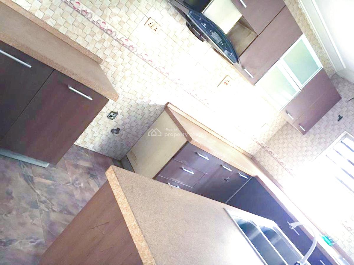 Room Shared Kitchen, Lekki Conservation Orchid Link Road, Lekki, Lagos, Flat / Apartment for Rent